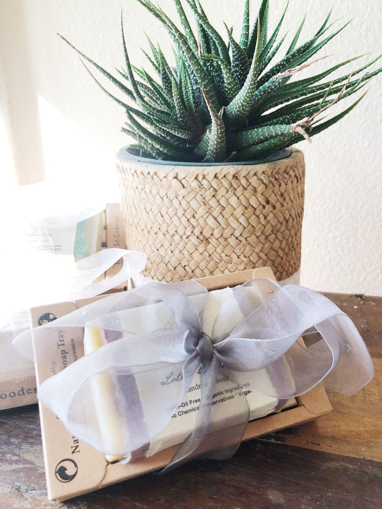 Lavender Organic Soap and Soap Dish Gift Set